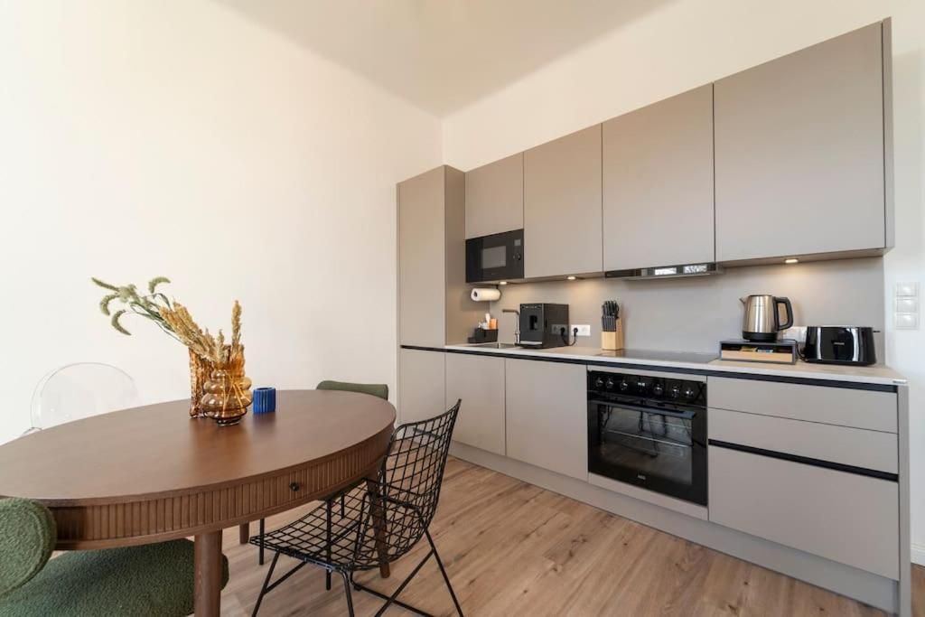 Apartment Josef's I Premium I Schoenbrunn Palace Wien
